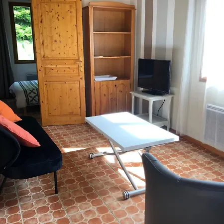 בית נופש Le Pagus *